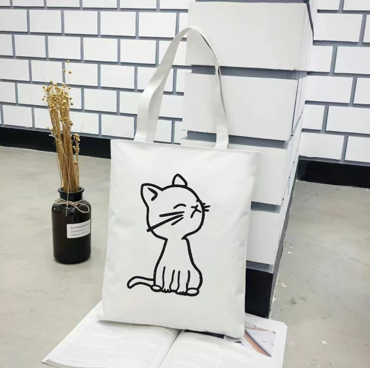 Canvas White Cat Tote Bag with Zipper